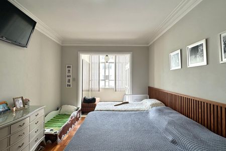 Apartamento à venda com 268m², 4 quartos e 1 vaga Apartamento à venda com 268m², 4 quartos e 1 vagaSuíte 1