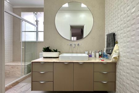 Apartamento à venda com 268m², 4 quartos e 1 vaga Apartamento à venda com 268m², 4 quartos e 1 vagaBanheiro da Suíte 1