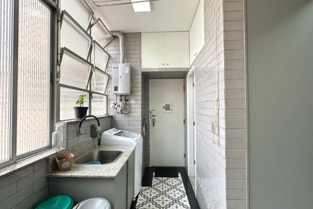 Apartamento à venda com 268m², 4 quartos e 1 vaga Apartamento à venda com 268m², 4 quartos e 1 vagaÁrea de Serviço