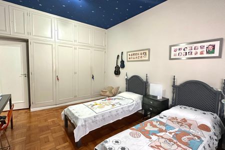 Apartamento à venda com 268m², 4 quartos e 1 vaga Apartamento à venda com 268m², 4 quartos e 1 vagaQuarto 1