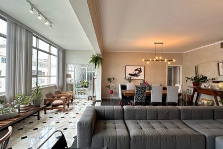 Apartamento à venda com 268m², 4 quartos e 1 vaga Apartamento à venda com 268m², 4 quartos e 1 vagaSala
