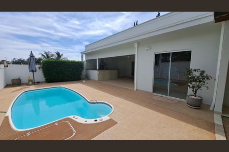 Casa de condomínio à venda com 300m², 4 quartos e 4 vagas