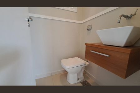 Casa de condomínio à venda com 300m², 4 quartos e 4 vagas