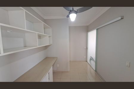 Casa de condomínio à venda com 300m², 4 quartos e 4 vagas