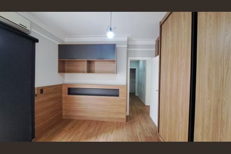 Casa de condomínio à venda com 300m², 4 quartos e 4 vagas