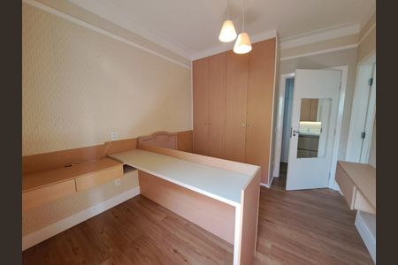 Casa de condomínio à venda com 300m², 4 quartos e 4 vagas