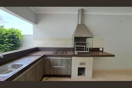 Casa de condomínio à venda com 300m², 4 quartos e 4 vagas