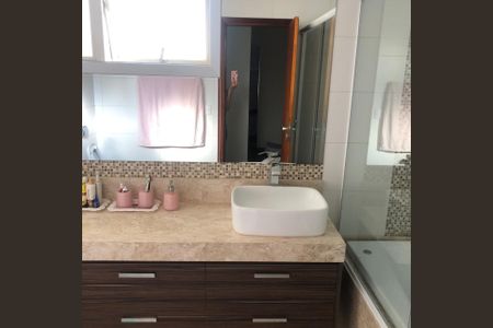 Apartamento à venda com 330m², 4 quartos e 2 vagas