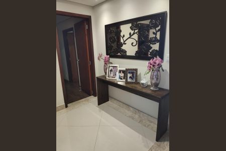 Apartamento à venda com 330m², 4 quartos e 2 vagas