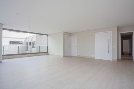 Apartamento à venda com 4 quartos, 193m² em Vila Nova Conceição, São Paulo