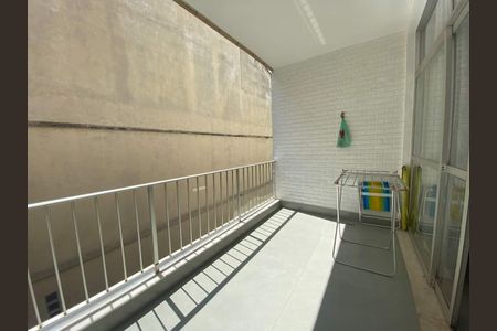 Apartamento à venda com 94m², 2 quartos e 1 vaga