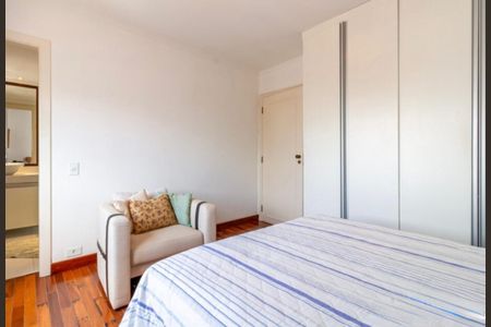 Apartamento à venda com 132m², 3 quartos e 1 vaga Apartamento à venda com 132m², 3 quartos e 1 vagaFoto 09