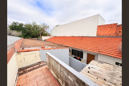 Casa à venda com 80m², 2 quartos e 2 vagasEdícula