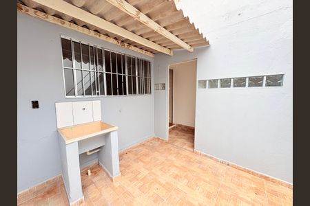 Casa à venda com 80m², 2 quartos e 2 vagasÁrea de Serviço