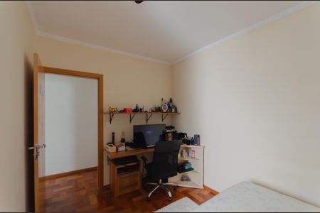 Casa à venda com 175m², 4 quartos e 4 vagas Casa à venda com 175m², 4 quartos e 4 vagasQuarto 2