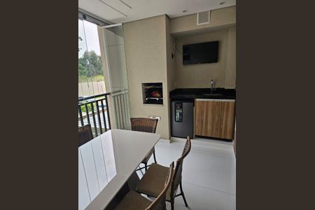 Apartamento à venda com 98m², 3 quartos e 2 vagas Apartamento à venda com 98m², 3 quartos e 2 vagasVaranda