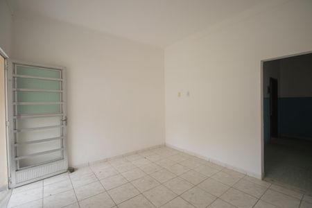 Casa para alugar com 90m², 2 quartos e sem vagaSala