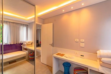 Apartamento à venda com 77m², 2 quartos e 1 vaga Apartamento à venda com 77m², 2 quartos e 1 vagaQuarto