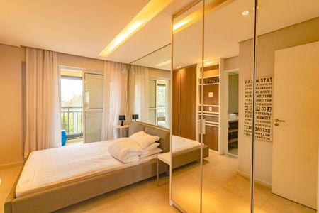 Apartamento à venda com 77m², 2 quartos e 1 vaga Apartamento à venda com 77m², 2 quartos e 1 vagaSuíte