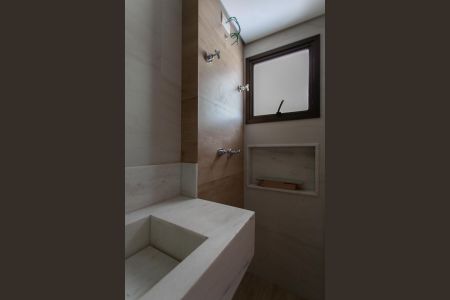 Apartamento à venda com 295m², 3 quartos e 4 vagasBanheiro da Suíte 3