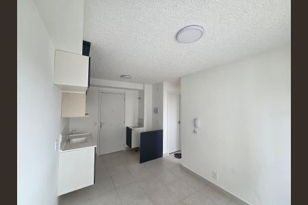 Sala/Cozinha de apartamento para alugar com 2 quartos, 33m² em Parque Sao Rafael, São Paulo