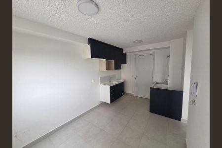 Sala/Cozinha de apartamento para alugar com 2 quartos, 33m² em Parque Sao Rafael, São Paulo
