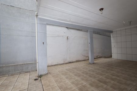 Casa à venda com 195m², 3 quartos e 2 vagasQuintal