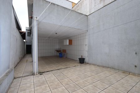 Casa à venda com 195m², 3 quartos e 2 vagasQuintal