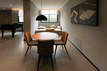 Apartamento à venda com 81m², 3 quartos e 1 vaga Apartamento à venda com 81m², 3 quartos e 1 vagaSala de Jogos