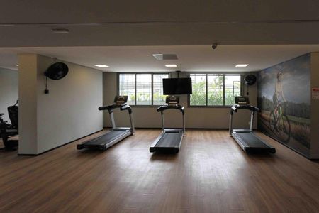 Apartamento à venda com 81m², 3 quartos e 1 vaga Apartamento à venda com 81m², 3 quartos e 1 vagaÁrea comum - Academia