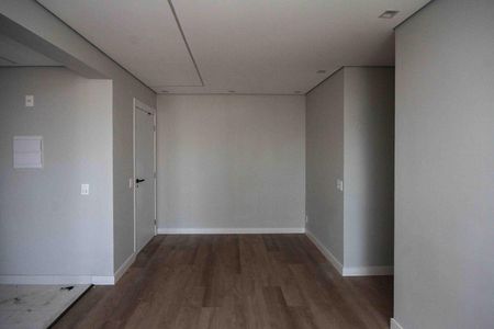 Apartamento à venda com 81m², 3 quartos e 1 vaga Apartamento à venda com 81m², 3 quartos e 1 vagaSala