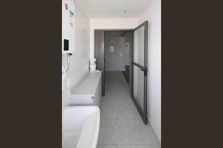 Apartamento à venda com 81m², 3 quartos e 1 vaga Apartamento à venda com 81m², 3 quartos e 1 vagaÁrea de Serviço