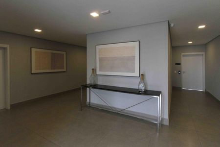 Apartamento à venda com 81m², 3 quartos e 1 vaga Apartamento à venda com 81m², 3 quartos e 1 vagaHall