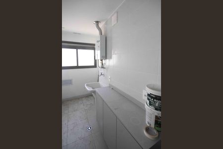 Apartamento à venda com 81m², 3 quartos e 1 vaga Apartamento à venda com 81m², 3 quartos e 1 vagaÁrea de Serviço