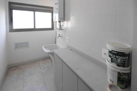 Apartamento à venda com 81m², 3 quartos e 1 vaga Apartamento à venda com 81m², 3 quartos e 1 vagaÁrea de Serviço