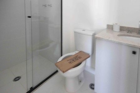 Apartamento à venda com 81m², 3 quartos e 1 vaga Apartamento à venda com 81m², 3 quartos e 1 vagaBanheiro Social