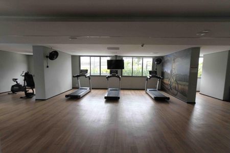 Apartamento à venda com 81m², 3 quartos e 1 vaga Apartamento à venda com 81m², 3 quartos e 1 vagaÁrea comum - Academia
