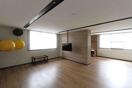 Apartamento à venda com 81m², 3 quartos e 1 vaga Apartamento à venda com 81m², 3 quartos e 1 vagaÁrea comum - Academia