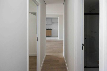 Apartamento à venda com 81m², 3 quartos e 1 vaga Apartamento à venda com 81m², 3 quartos e 1 vagaCorredor