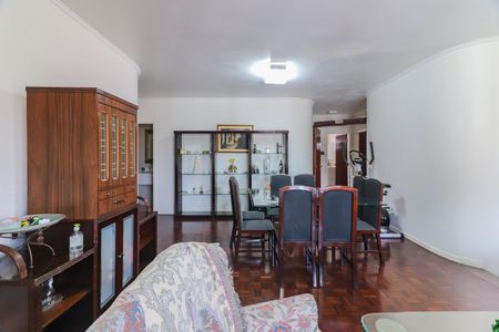 Sala de casa à venda com 5 quartos, 299m² em Cidade São Francisco, São Paulo