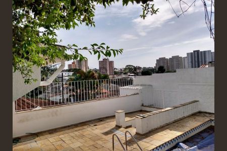 Casa à venda com 3 quartos, 220m² em Jardim Jabaquara, São Paulo