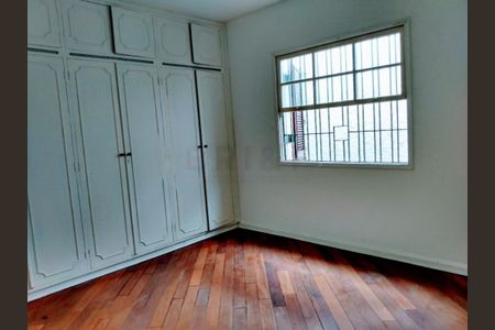 Casa à venda com 3 quartos, 220m² em Jardim Jabaquara, São Paulo