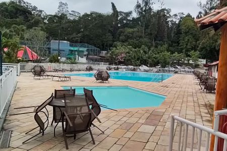 Apartamento à venda com 42m², 2 quartos e sem vaga Apartamento à venda com 42m², 2 quartos e sem vagaÁrea comum - Piscina