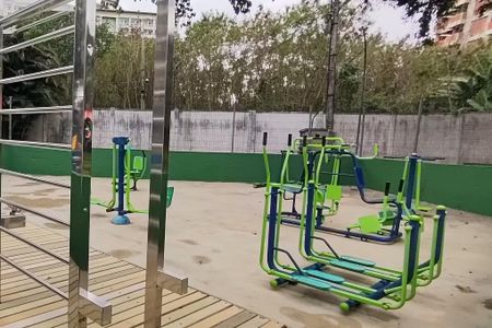 Apartamento à venda com 42m², 2 quartos e sem vaga Apartamento à venda com 42m², 2 quartos e sem vagaÁrea comum - Academia