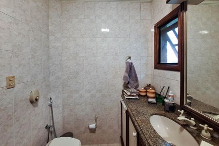 Casa à venda com 532m², 5 quartos e 2 vagas Casa à venda com 532m², 5 quartos e 2 vagasBanheiro Social