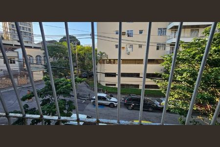 Apartamento à venda com 85m², 2 quartos e sem vaga