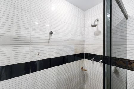 Apartamento à venda com 80m², 3 quartos e sem vaga Apartamento à venda com 80m², 3 quartos e sem vagaBanheiro Social