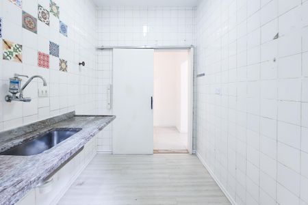 Apartamento à venda com 80m², 3 quartos e sem vaga Apartamento à venda com 80m², 3 quartos e sem vagaCozinha