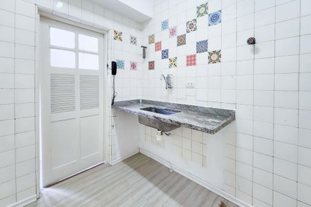 Apartamento à venda com 80m², 3 quartos e sem vaga Apartamento à venda com 80m², 3 quartos e sem vagaCozinha