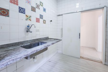 Apartamento à venda com 80m², 3 quartos e sem vaga Apartamento à venda com 80m², 3 quartos e sem vagaCozinha